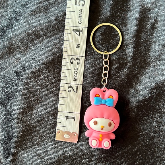 Pink Character Keychain - Picture 3 of 3